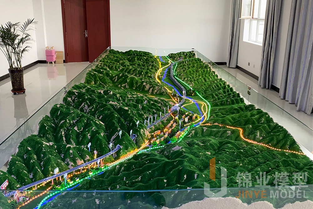兰张铁路三四线项目沙盘